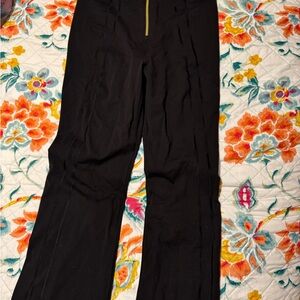 Black Lululemon